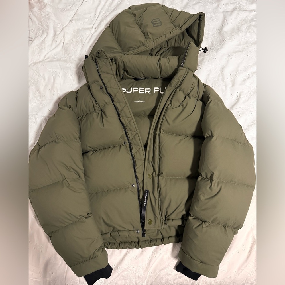 Aritzia Olive Green Puffer Jacket